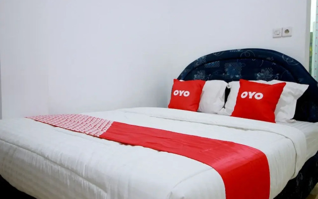 OYO 1981 Unib Kostel