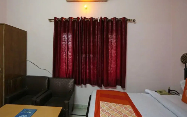 OYO 6001 Hotel City Palace
