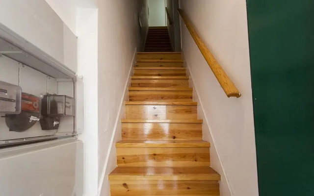 ALTIDO Cosy 1-bed flat w/balcony in Pena, close by subway, viewpoint&park