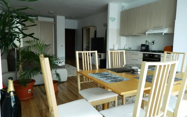 Luxury Apartment - Heart of Bucharest