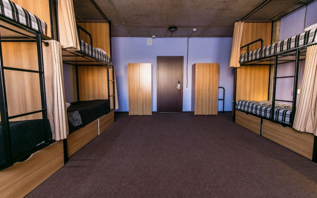 H8 Hostel
