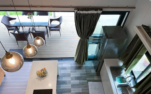 New cozy vacation home on Bora Bora