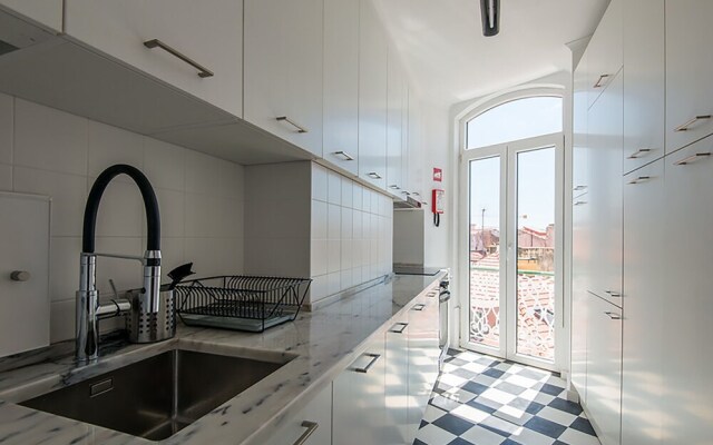 Renovated Charming Apartment with view in Santos