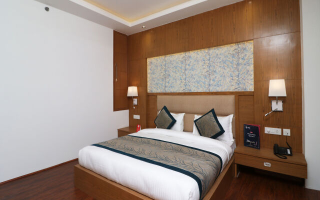 Oyo 10824 Hotel Star Suites