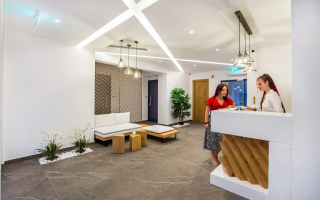 Epicentrum Suites & Villa Oasis