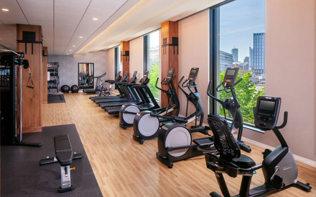 Hampton Inn Boston Seaport District