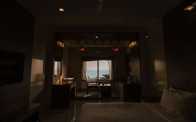 Sea Queen Hotel