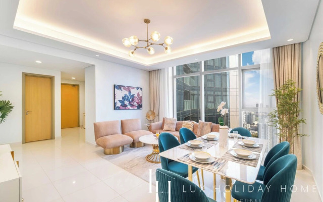 LUX The Paramount Sea View Suite