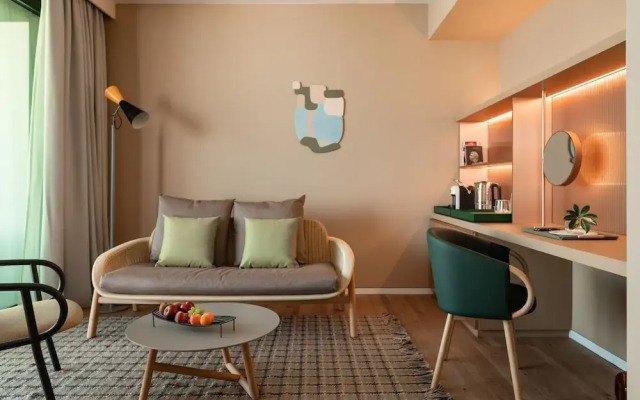 Laguna Faro Suites - Adults Only & Free Beach