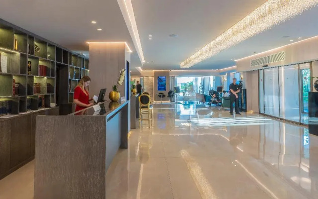 St. George Lycabettus Lifestyle Hotel