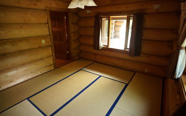 Hakuba Canadian Lodge