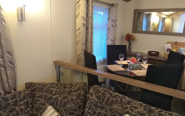 Lovely 3-bed Lodge in Towyn Near Rhyl