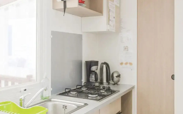 Swanky Mobile Home in Saint Jean de Monts Near Seabeach
