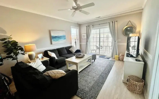 Sandy Bottom Circle 6202