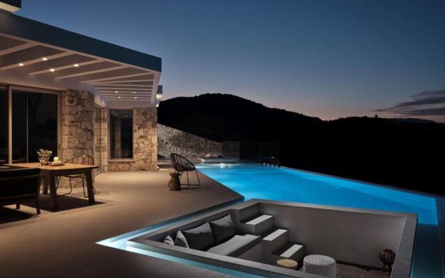 Etheria Luxury Villas & Suites