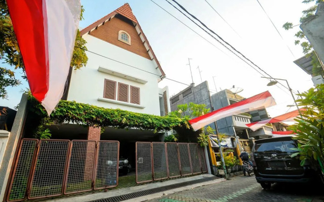 Airy Eco Syariah Gubeng Kertajaya Satu B 4 Surabaya