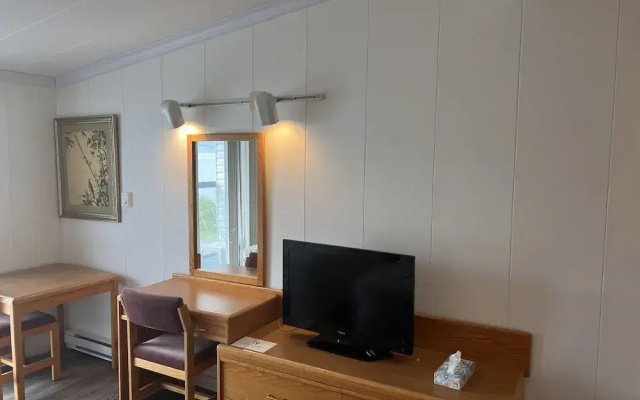 Sea Raven Motel
