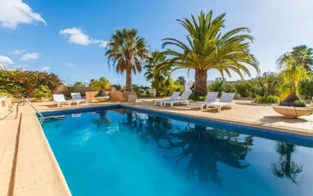 Villa Midas