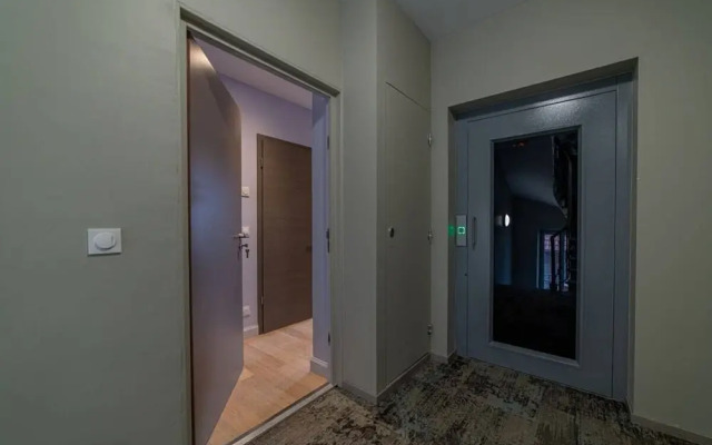 Kemp Villa Rops Private Apartment