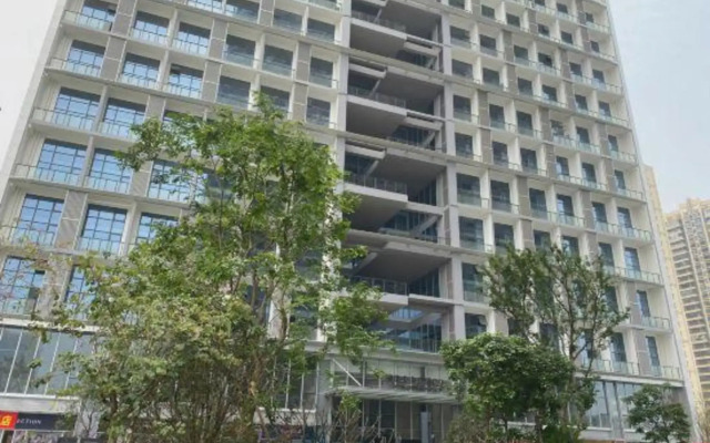 Qing shi guang apartment(greenland Central Plaza store)