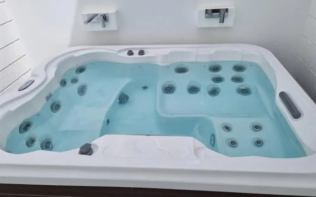Villa Excellance Beach & Wavepool Resort