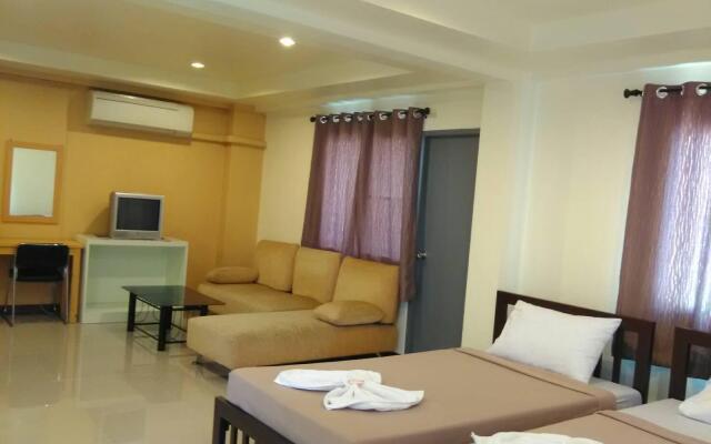 Pakchong Hotel