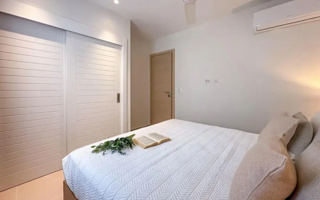 Cozy and beautiful apartment at the beach