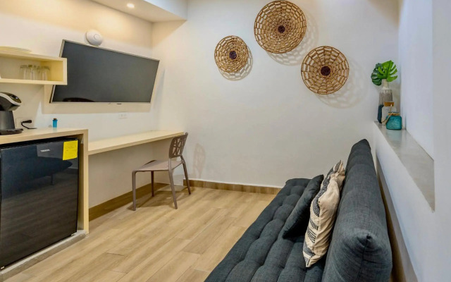 Increíble Townhouse de 3 Rec. con Alberca Privada