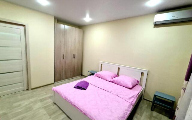 Apartments on Lakina passage 10