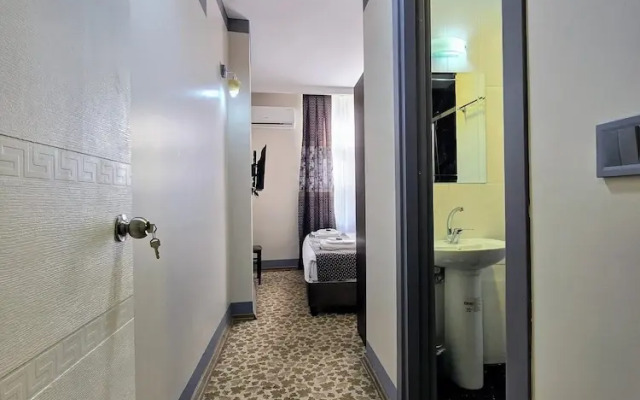 Uyu Room Adana Hotel