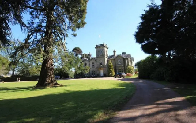Eden Mansion