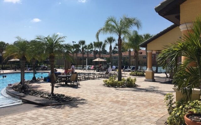 Paradise Palms Resort by DWS Vacation Villas