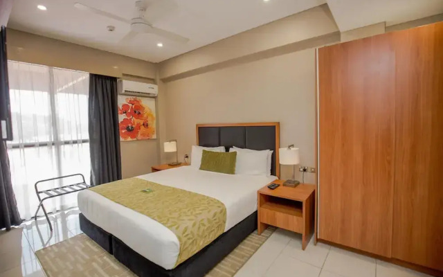 Ela Beach Hotel & Apartments
