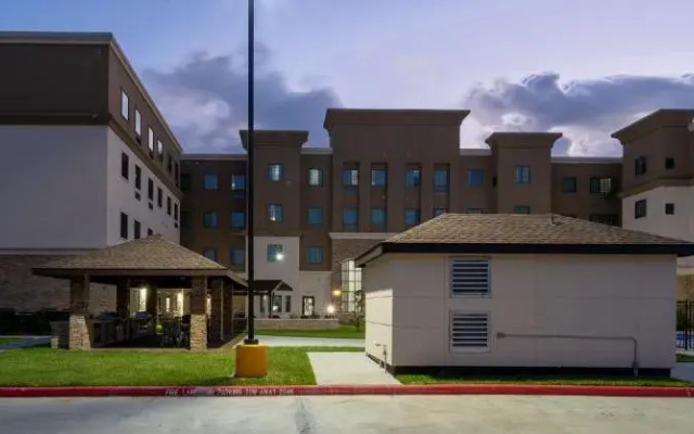 Staybridge Suites Houston East - Baytown by IHG