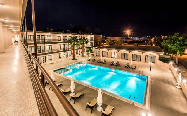 Oscar Park Hotel