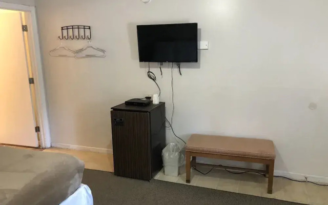 Atlantic Breeze Inn