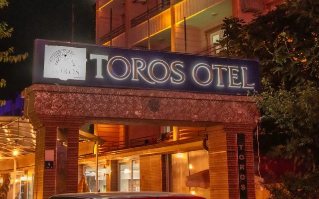 Toros Hotel