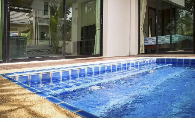 Natcha Pool Villa Pattaya