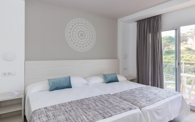 Hotel Oasis Park Splash