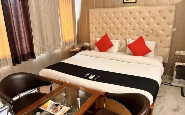 Gracious Inn Hotel by OYO Rooms