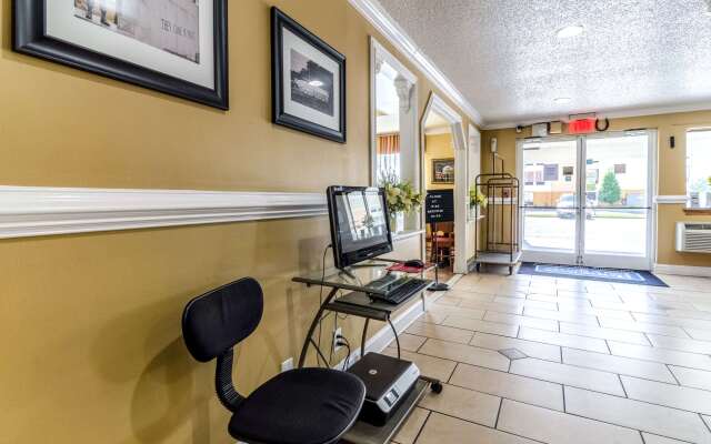 Rodeway Inn & Suites Jacksonville near Camp Lejeune