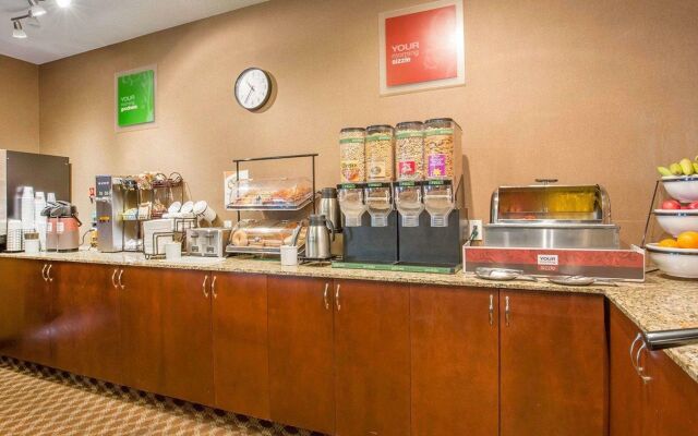 Comfort Inn & Suites