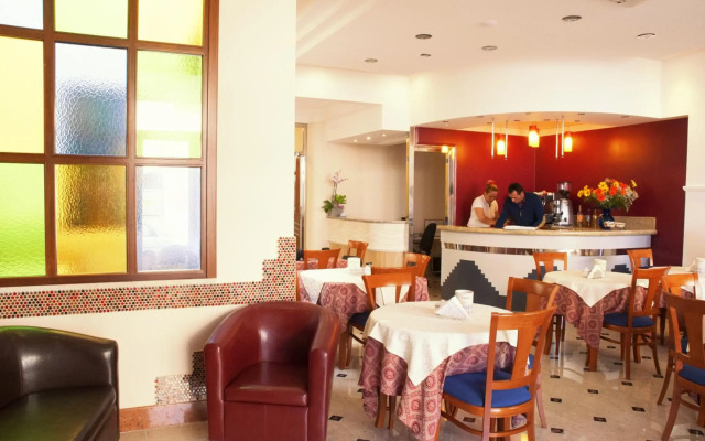 Hotel Riva Del Sole