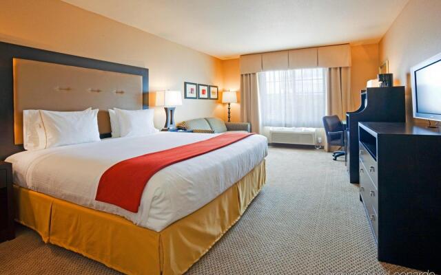 Holiday Inn Express & Suites Eau Claire North, an IHG Hotel