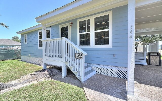 Seashell Memories 2 Bedroom Home by RedAwning