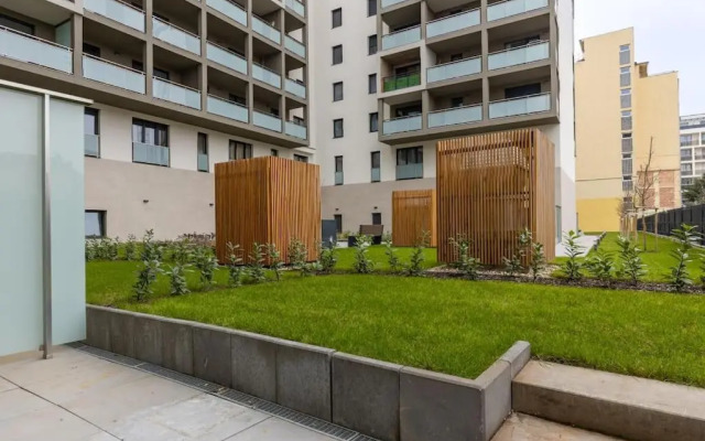 Brand new 1BR with Balcony