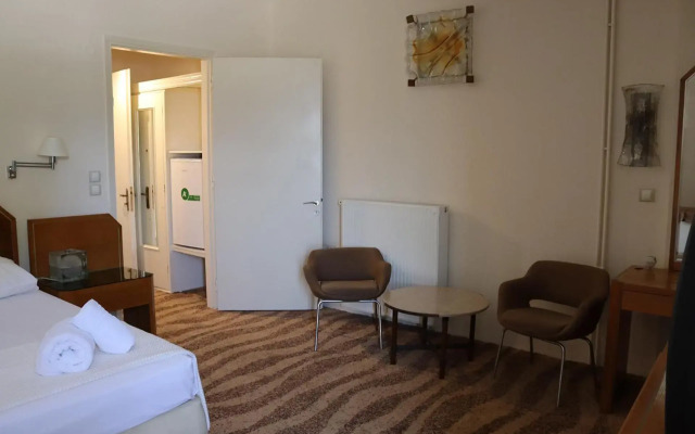 Theoxenia Messolonghi