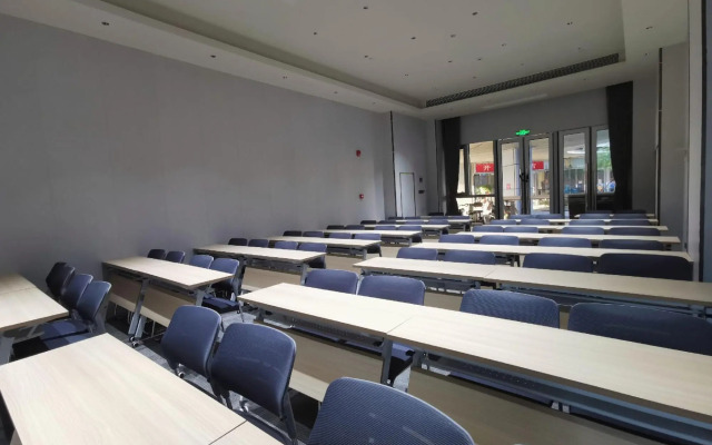 JI Hotel Jining Taibaihu Xingcheng Plaza