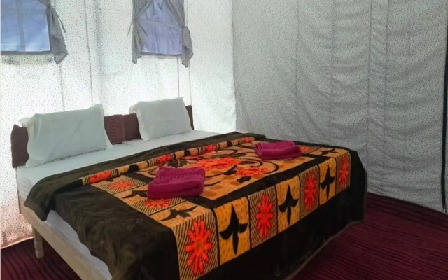 TIH Julley World Camp