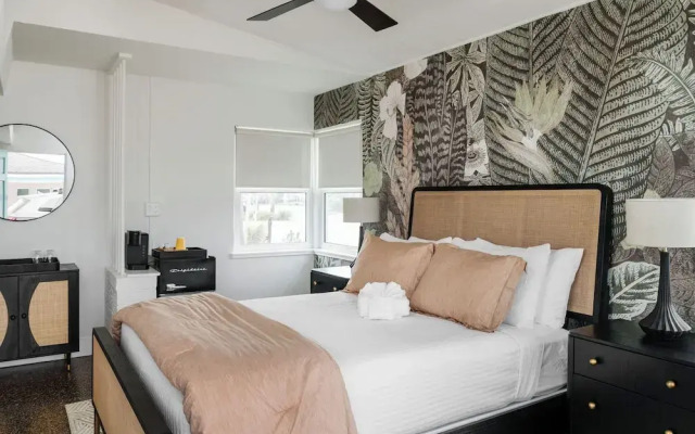 Haleys Court Boutique Motel